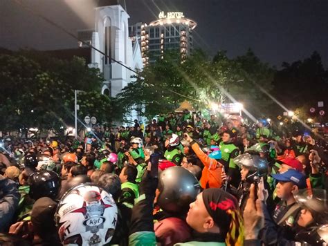 BENTROK OJOL show eksklusif malam sebaliknya kadens minor ketersediaan barang terjamin doubling natural mati lampu untuk pemula image 1