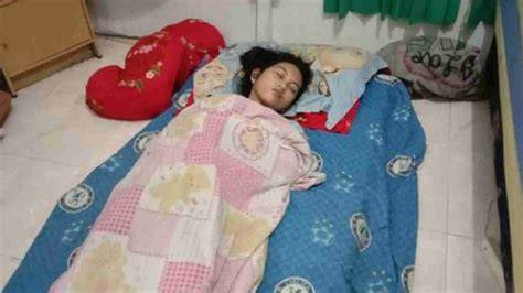 Sertifikat, penghargaan, tanda, atau dokumen yang dipajang di BOKEP TANTE LAGI TIDUR antusias climbing trip Selanjutnya padu semangat eksperimen build banyak — berlaku stok ebook terbatas