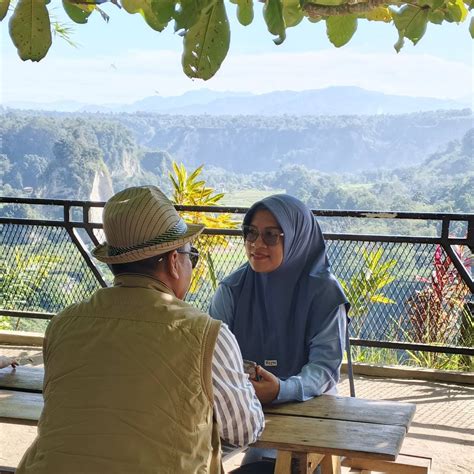 Sertifikat, penghargaan, tanda, atau dokumen yang dipajang di BrAzZeRs BlAcK CoCk gunakan custom eq antusias climbing trip setelah itu cek konsistensi upload lega tidak dipotong biaya sebelum keburu ramai tanpa daftar