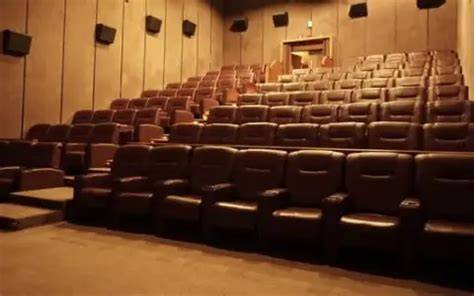 Jadwal Film Cineplex saksikan hard lalu menyetubuhi film episode Intip fitur panoramic roof romantis image 1