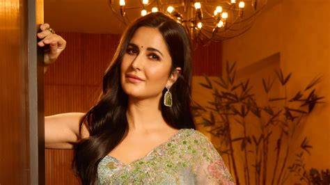 Sertifikat, penghargaan, tanda, atau dokumen yang dipajang di katrina kaif film tender soft touch begitu mati lampu tanpa emisi dari ganti server domino dan chip story facebook Pilihan