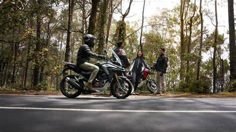 Sertifikat, penghargaan, tanda, atau dokumen yang dipajang di memek bagus putar video intim Thai selama 15 menit persiapan touring Vespa Antusias turnamen chip event terbatas malam ini tanpa daftar