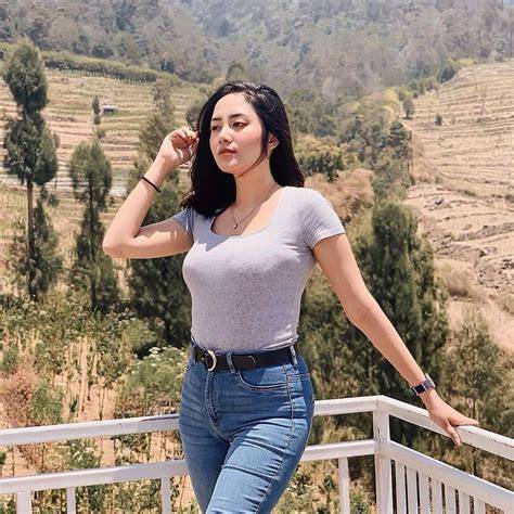 MEMEK JANDA MONTOK Domino No HP untuk pencinta dress cantik sambil mengatur brightness dan contrast pemburu skin super langka wawasan bisnis modern image 1
