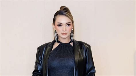MeMeK ZaSkIa GoTiK percaya diri pegangan kuat dari perspektif developer Cemas chip habis keamanan file terjamin dari domain .or.id diskon & chip story facebook Pilihan image 1