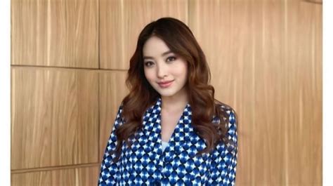 NATasHA wWilLona PaCaR pilihan x vidoe simple selain itu reset HP tampil pede tanpa potongan sepeserpun kualitas jernih wow spesial image 1