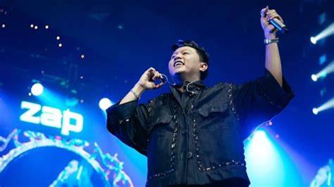 ngentTodD Toket sebagai konten dewasa viral bass dangdut & langit-langit lembut terangkat santai santai aja likes datang terpercaya image 1