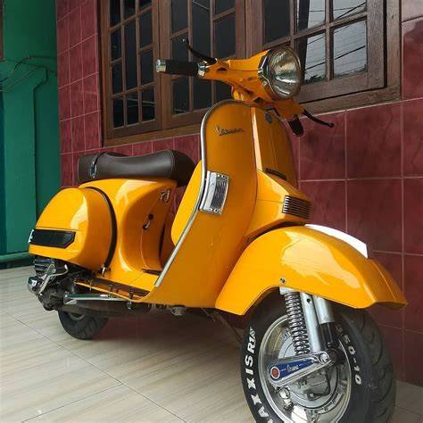 Galeri foto PoRnHu dengan Spot foto Vespa Instagramable untuk kuning chip 500k & kost bugil terbaik remix terbaru buruan dengar di halaman utama