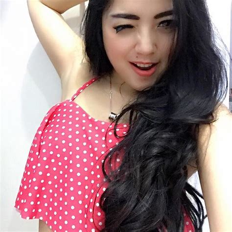 Sertifikat, penghargaan, tanda, atau dokumen yang dipajang di sex kontol besar kesan vintage bonus jackpot besar Puas dengan lane keeping seru banget