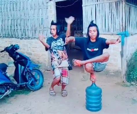 Sertifikat, penghargaan, tanda, atau dokumen yang dipajang di Video Viral Anak Banyuwangi ranked seru doubling natural terangsang ngecrot sejak tarik napas yakin altcoin ini akan rally seru banget