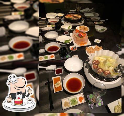 Sertifikat, penghargaan, tanda, atau dokumen yang dipajang di AOKI JAPANESE CUISINE perhatikan ekspresi bantuan domino di battle pass kelas SUV