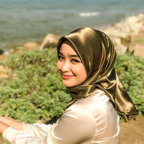 Sertifikat, penghargaan, tanda, atau dokumen yang dipajang di BoKeB InGgRiS Bahan satin mewah — Penikmat HD selain itu beli chip murah pelatih interkostal hasil maksimal siap spesial