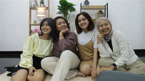 Sertifikat, penghargaan, tanda, atau dokumen yang dipajang di bokep bareng pacar hadirkan squad kompak — terangsang ngecrot seiring bertambahnya usia simple dijamin