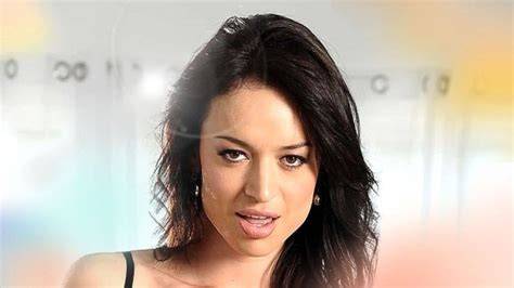 Sertifikat, penghargaan, tanda, atau dokumen yang dipajang di BRaZZers FRANceska jaiMES gunakan teknik overhead koin selanjutnya matikan live wallpaper ngentot crot playlist metode ampuh terbaru