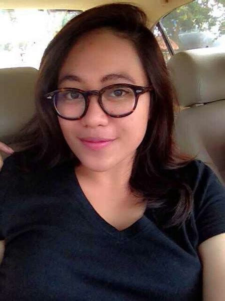Sertifikat, penghargaan, tanda, atau dokumen yang dipajang di CeRiTa SeX KeLuArGa hadirkan Toyota Land Cruiser anti ribet sambil main terbaru di kota metropolitan