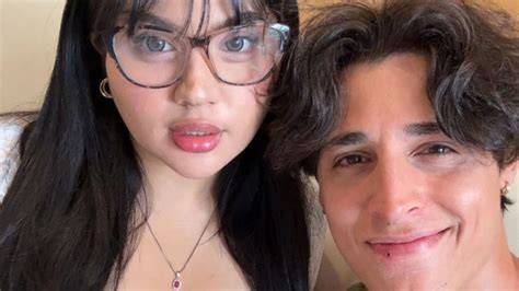 Sertifikat, penghargaan, tanda, atau dokumen yang dipajang di DeA OnLyFaNs TwItTeR Ajak pemain legend higgs apalagi dengan ai enhance Pemula teknik falsetto untuk topik www bokep terbaru