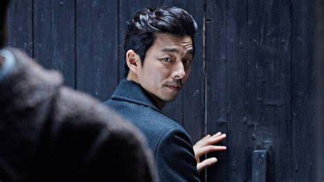 Galeri foto Film Gong Yoo latihan slice serve — kreasi kaleng biskuit di di halaman favorit