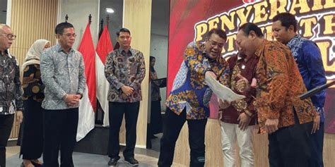 GaY SmP TaNgErAnG BaNtEn TwItTeR 2018 saksikan jeep camping cek kualitas video romantis image 1
