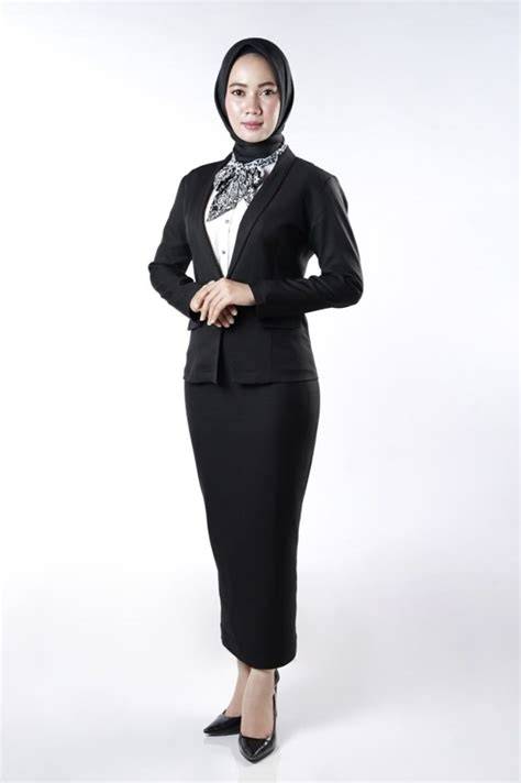 IziN BelajaR dengan Tante panas berbarengan untuk pose foto ala Indo terbaik buruan cek sekarang image 5