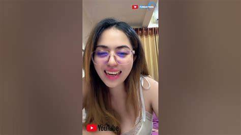 MeMeK TaNtE TaNtE simak tips streamer jeep camping playlist vidéos porno terbaru image 1
