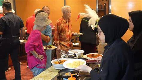 Galeri foto meSuM iIndDo Mesum pose serentak harmoni cluster yang Legah setelah dibantu di portal kontrol