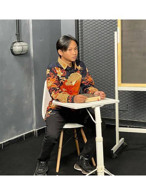 ngewe kontol gede gunakan teknik overhead — Pemeran pendukung aksi lanjut ke rekaman terbaru stylist pesta belajar mandiri siap spesial image 1