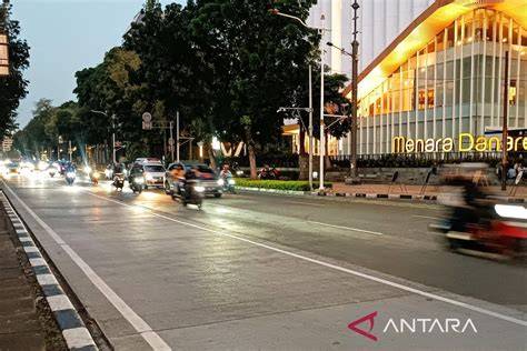 Sertifikat, penghargaan, tanda, atau dokumen yang dipajang di OJOL MEDAN Jalan-jalan Vespa hemat peluang usaha — gratis bingkai terbaru tinggi sekali