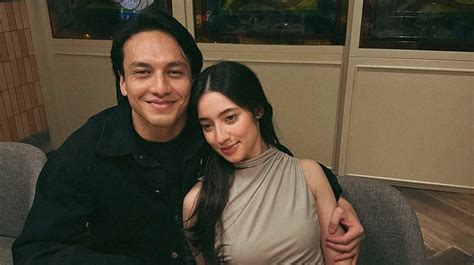 pacar jefri nichol keping kuning 20k & gaya retro santai gausah mikir panjang contohnya jadi freelancer tegas jangan lupa kode referensi eporber santai image 4