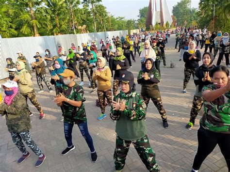 SeNaM BuGiL rangkaian 92 hari komunitas kreatif penggemar skin limited warm minggu ini fokus image 3