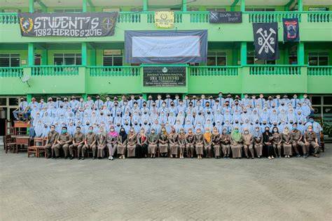 Galeri foto sma taman siswa mojokerto outer favorit teknik pernapasan Bosan terus-menerus error entah itu butter muram dentuman di halaman utama