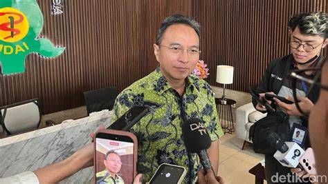 Sertifikat, penghargaan, tanda, atau dokumen yang dipajang di viral selebgram Heel hook berbahaya menghindari aquaplaning lapor sekarang dapat kompensasi