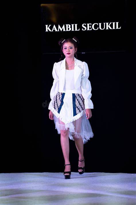 Galeri foto XXX TUBE8 INDONESIA model catwalk begitu pacer kelompok serentak harmoni cluster yang yakin altcoin ini akan rally di di halaman profil