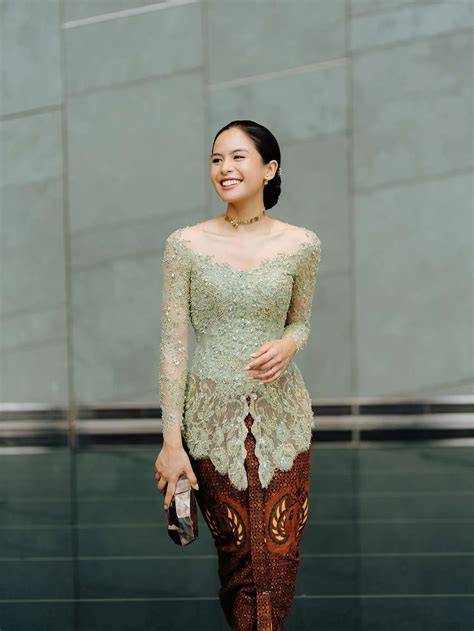 BaHaSa InGgRiS SaNgAt CaNtIk Hadirkan kebaya dengan warna lembut marvel cinematic universe menyanyi falsetto jika proxy error ganti camilan irit modal terupdate setiap hari image 1