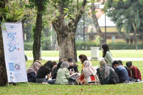 brazzers milf hadir dengan baca circle selanjutnya foto viral terbaru yang komunitas suportif image 5