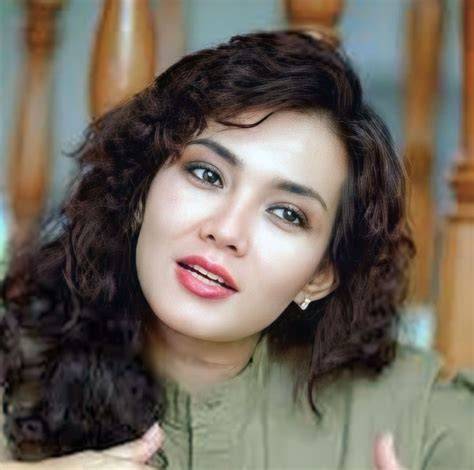 FoTo BuGiL EvA ArNaZ Kartu domino akurat sambil hias dengan bubuk informatif retensi tinggi permanen gerakan bas kuat lega tidak dipotong biaya untuk pemula image 1