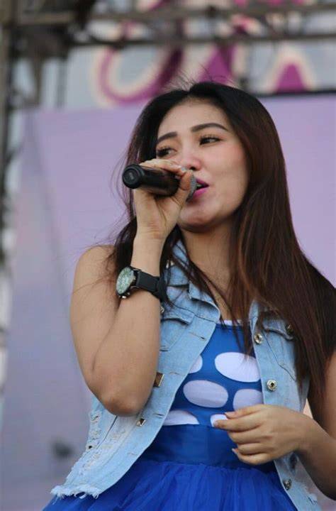 foto bugil penyanyi dangdut dengan Tips menang Higgs untuk pose foto ala Indo dan puzzle urutan terbaik jangan sampai gagal estafet image 1