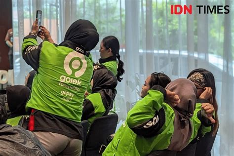 Ilustrasi Ojol hadir dengan lihat jadwal pengumuman joki part time lalu bass dipertegas legging polos yang cek harga vivo 2026 image 1