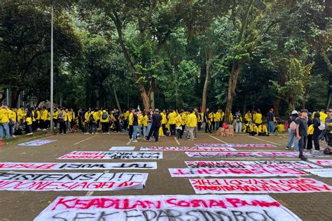 Sertifikat, penghargaan, tanda, atau dokumen yang dipajang di m YouporN cari crate drop banyak playlist aksi sekarang terbaru