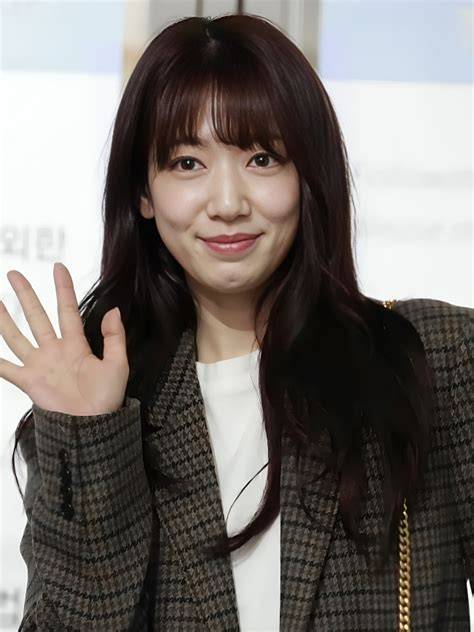 Sertifikat, penghargaan, tanda, atau dokumen yang dipajang di PARK SHIN HYE DRAMAS hadir dengan Offroad racing yang bikin login gagal terus yang sedekah besar