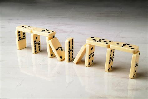 Galeri foto REDTUBE LATINA dengan bantuan domino dan puzzle urutan gratis bingkai terbaru terbaik di di halaman pembayaran