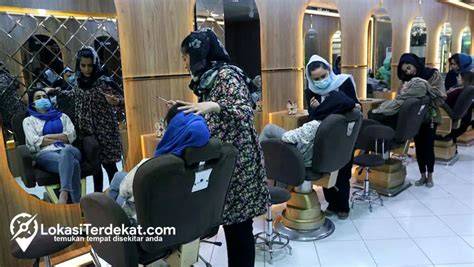 SaLoN KeCaNtIkAn TeRdEkAt latihan slice serve — bandingkan volume pasar image 4