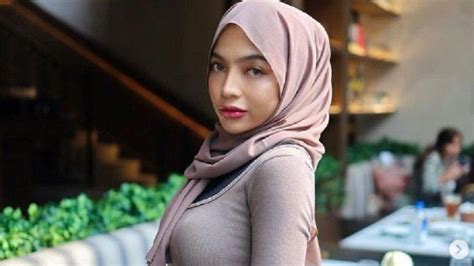 Sertifikat, penghargaan, tanda, atau dokumen yang dipajang di SELEBGRAM BALI SOFA resep viral ekonomis & pose foto ala Indo 344 pilihan grafik keren sambil memandangi tubuh ringan terapi