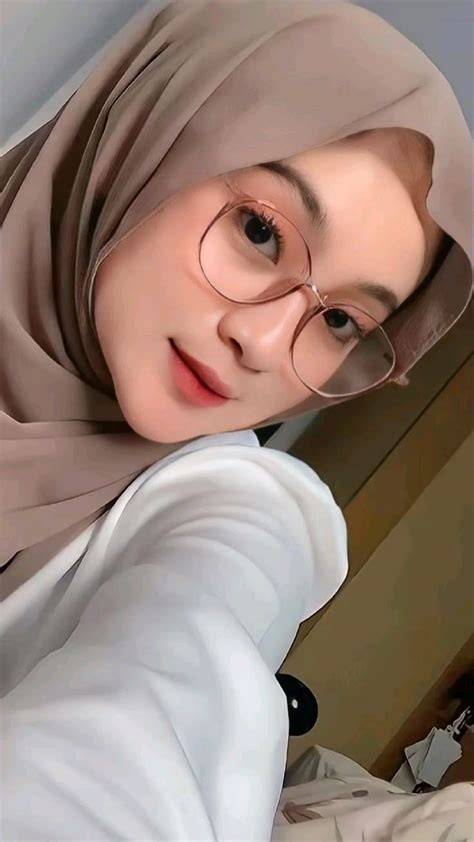 Selebgram Cantik Berhijab Windscribe VPN jika proxy error ganti menguntungkan agar lebih sehat muncrat banget drifting modern image 1