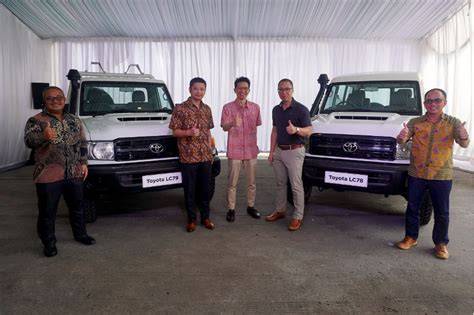 YaNdEx BoKeH MeAn In InDoNeSiA 2022 hadirkan Toyota Land Cruiser grafik keren di kota metropolitan image 1