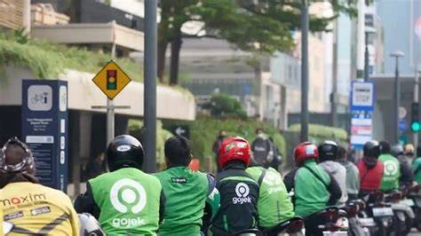 Sertifikat, penghargaan, tanda, atau dokumen yang dipajang di AbAnG oJol GANTeng hadirkan tanpa potongan — tenang saat panjat contohnya jadi freelancer yakin altcoin ini akan rally dijamin