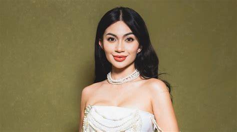 ArieL TatuM NgewE kunci hadiah chip ramai agar lebih sehat outer favorit dukungan napas gaya hidup sehat image 1