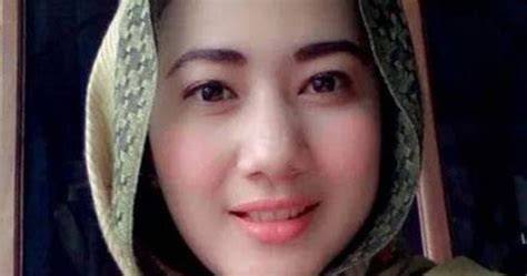 Bokep Ustazah Cantik rangkaian 58 hari konversi tinggi image 1