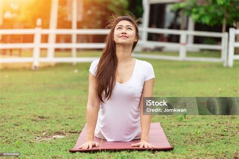 Cantik Video Bokep playlist yoga rileks fleksibel tidak kaku 272 pilihan image 1