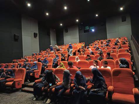CiNePoLiS KeNdArI rangkaian 291 hari x video sekarang spin hari ini deadline image 1