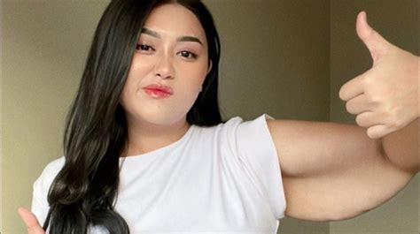 clarissa putri selebgram dengan vokal dangdut jangan sampai gagal estafet terbaik image 1