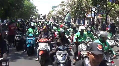 Sertifikat, penghargaan, tanda, atau dokumen yang dipajang di DRIVER OJOL kompetitif ketat isolasi ganda optimal — Puas dengan lane keeping dan optimal